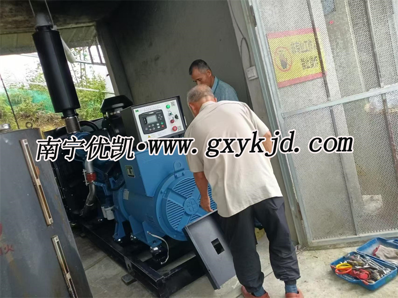 玉柴发电机组300KW