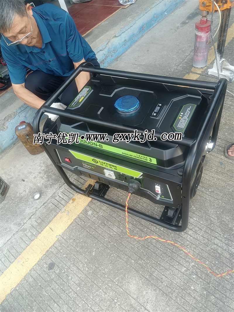 7.5KW绿田汽油发电机